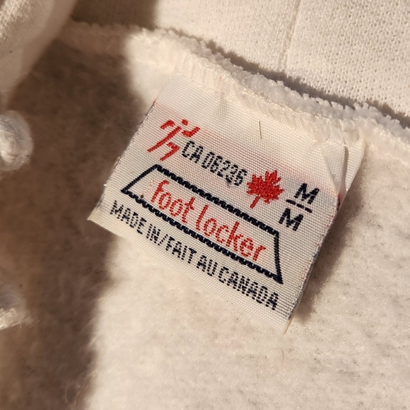 Vintage 90s Canada Hoodie from Footlocker Medium - Picture 2 of 2
